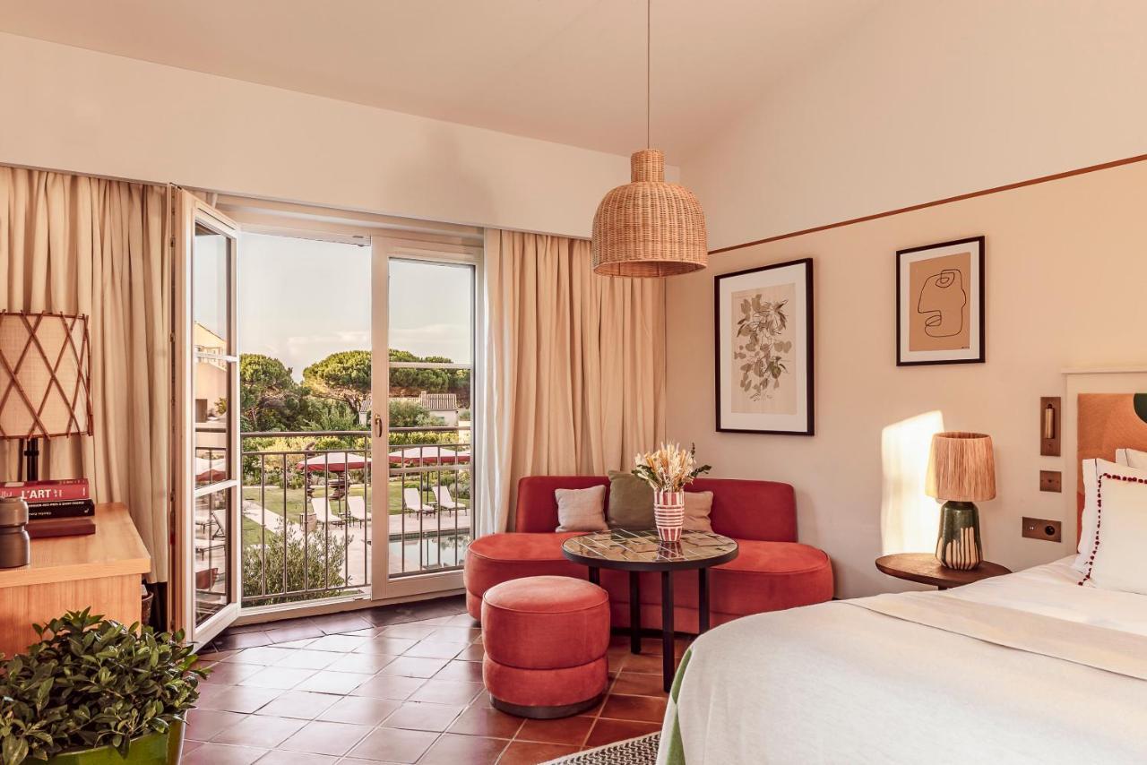 Quarto Prestige com Cama de Casal ou 2 de Solteiro