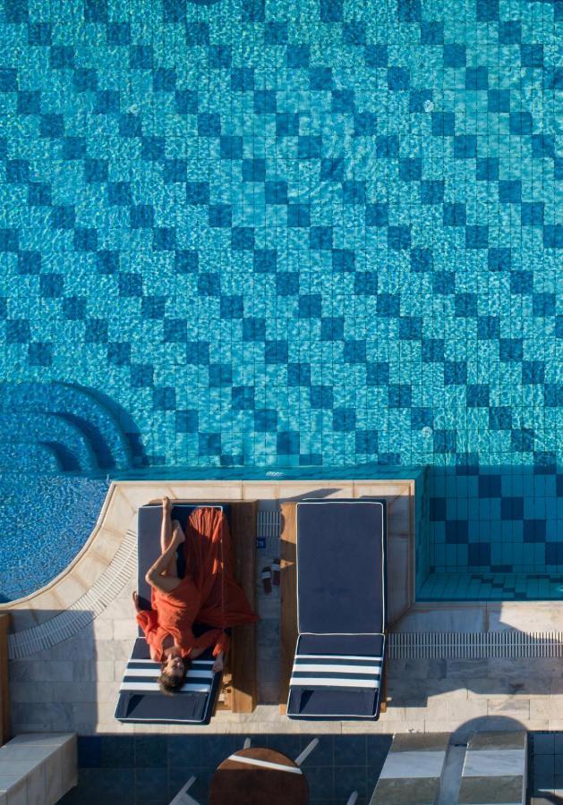 Suite met Uitzicht op Zee en Gemeenschappelijk Zwembad