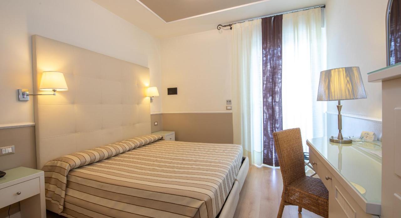 Standard Double or Twin Room,1722891978:JPEG