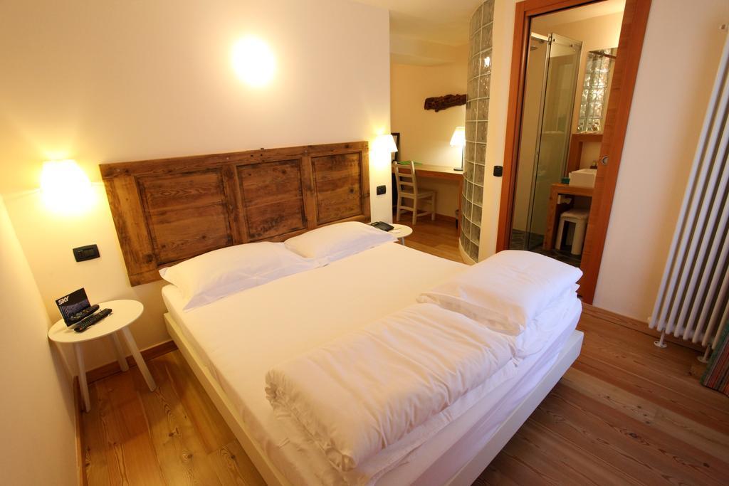 Large Single Room,1374179336:JPEG