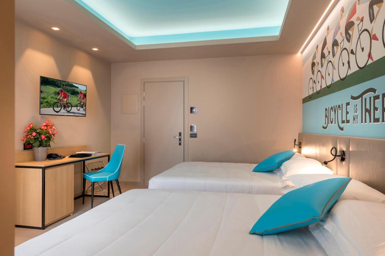 Junior Suite with Balcony,1174342536:JPEG