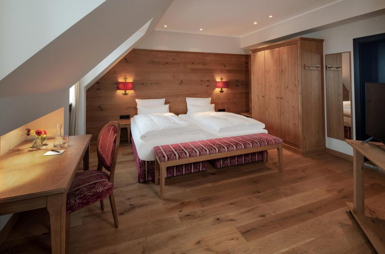 Quarto Superior com Cama de Casal ou 2 de Solteiro