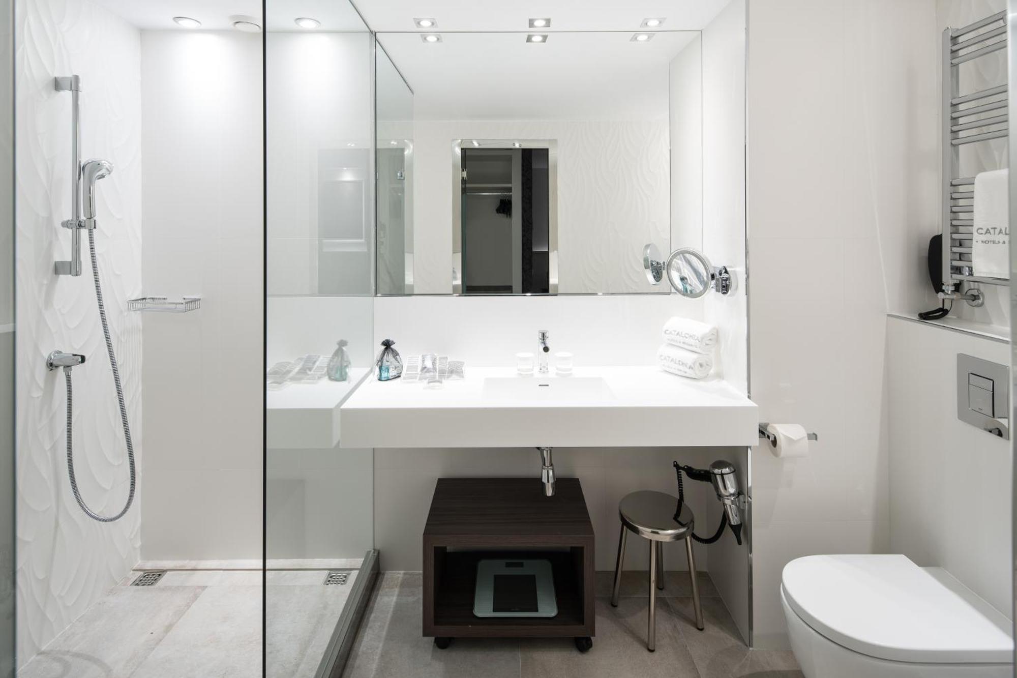 Triple Room,1552061014:JPEG