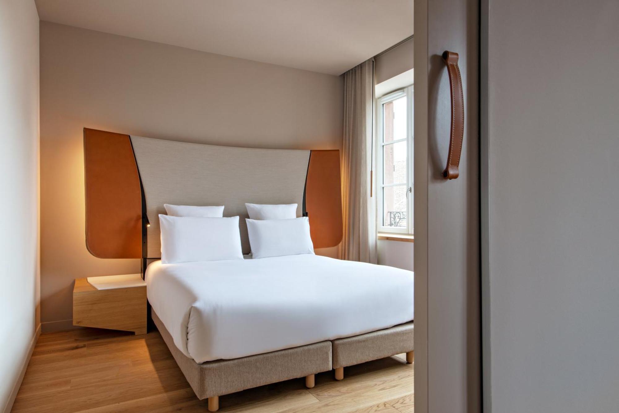 One-Bedroom Suite,1208498062:JPEG