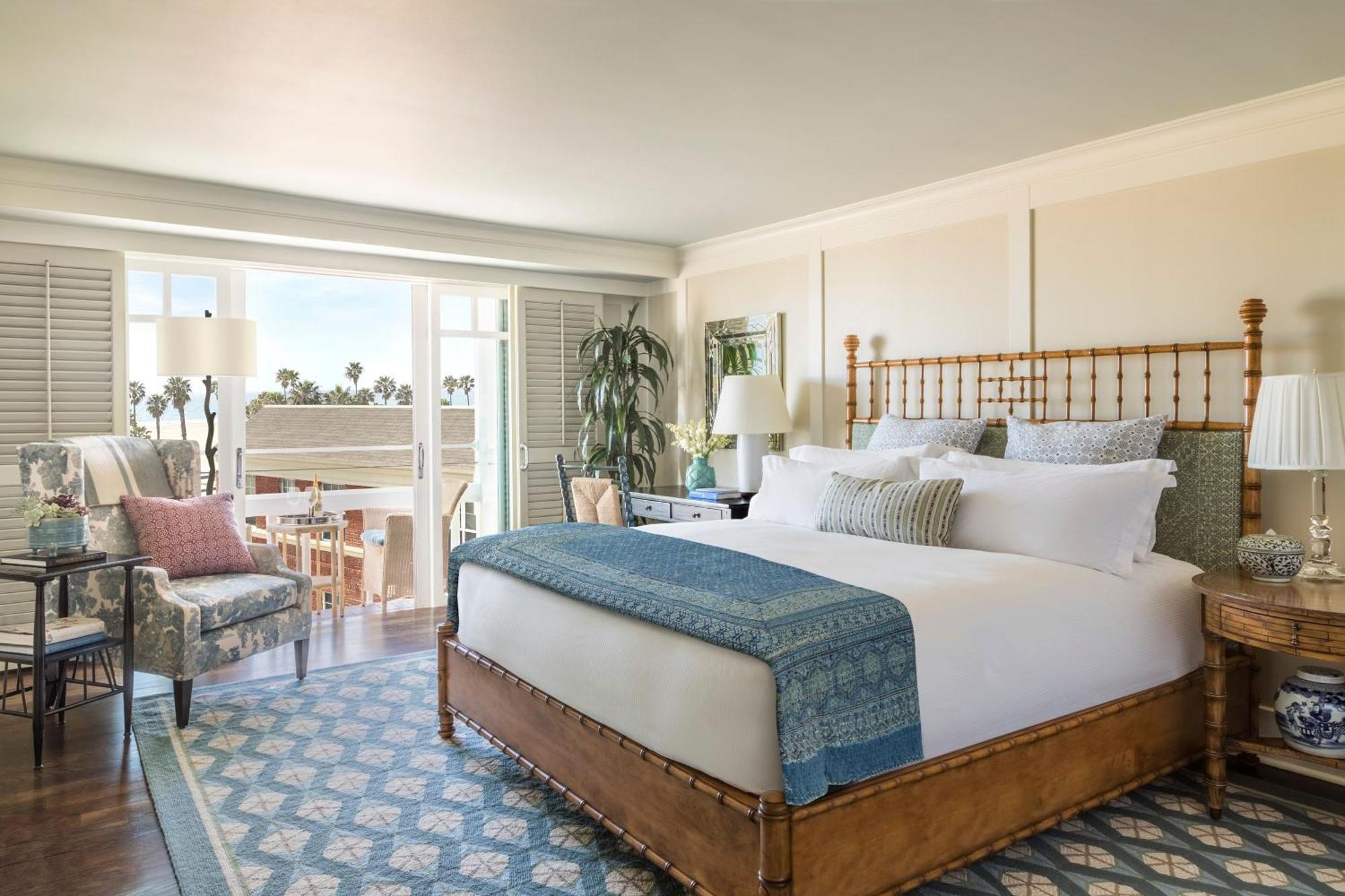 Kamer met Kingsize Bed en Uitzicht op de Oceaan