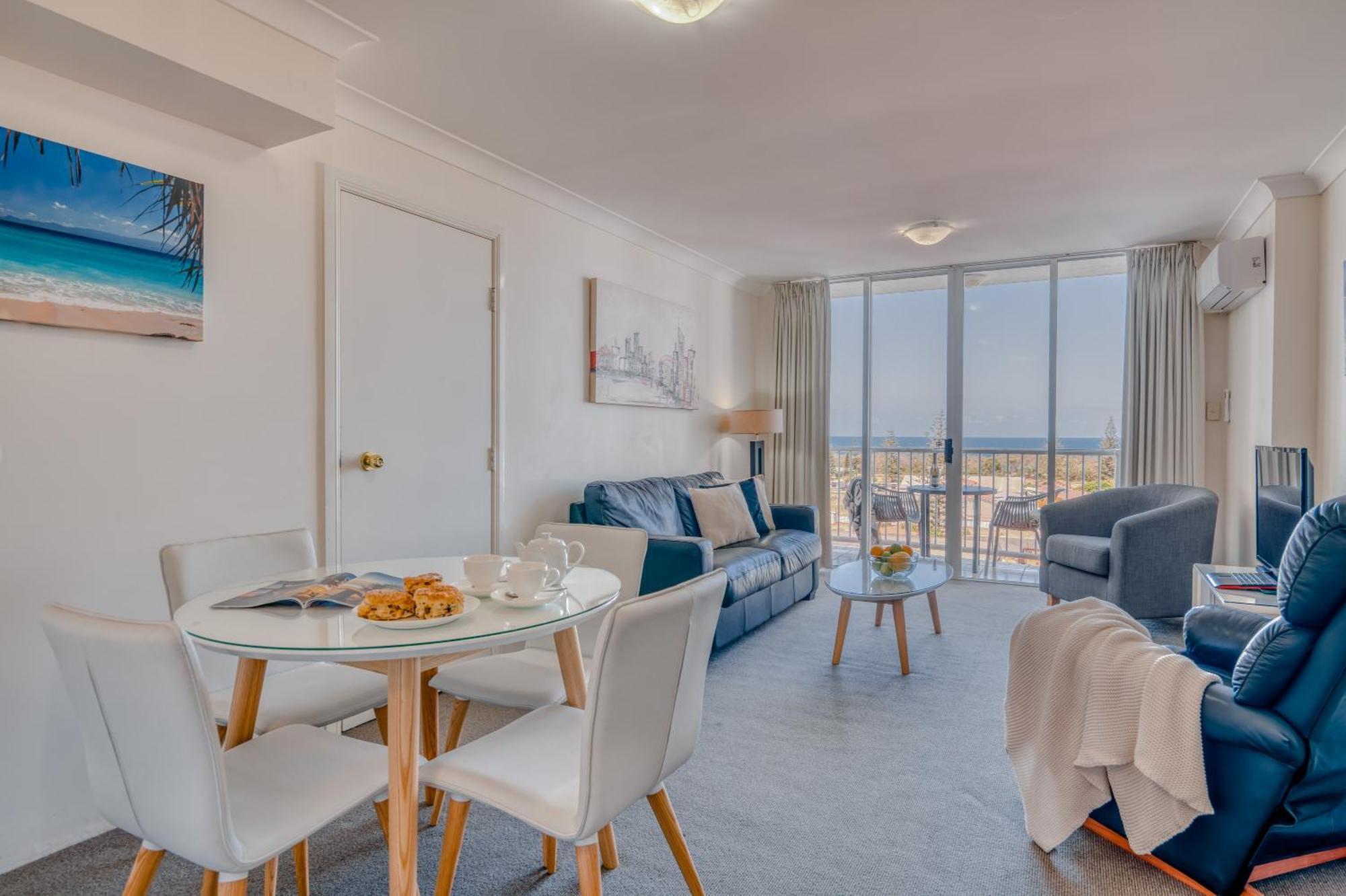 Superior One-Bedroom Apartment Ocean View