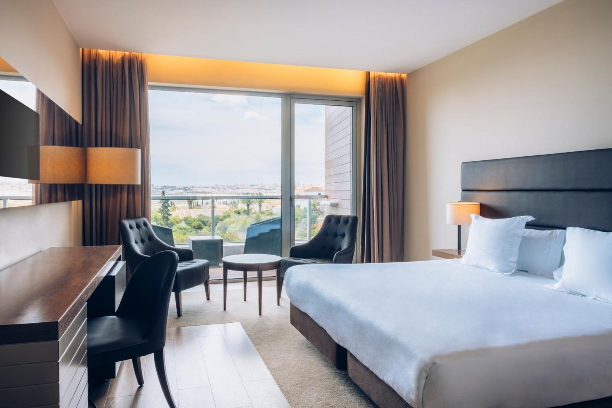 Double or Twin Room with Side Sea View,1281230962:JPEG