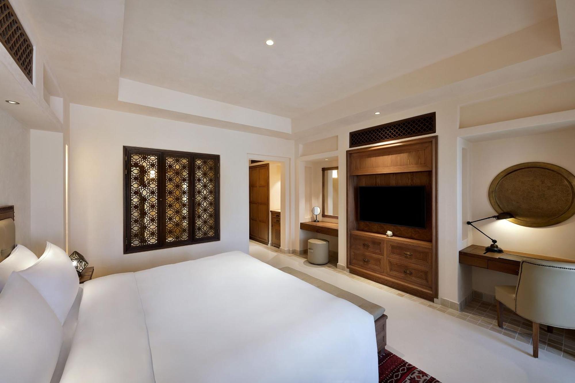 Chambre Deluxe avec Lit King-Size et Balcon - Vue sur Désert
