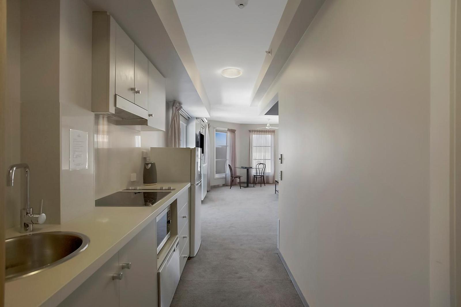 Superior Suite with Spa Bath and Kitchenette
