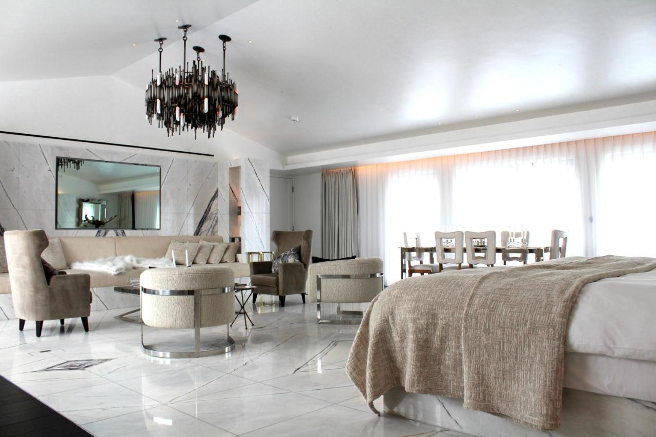 Penthouse Suite