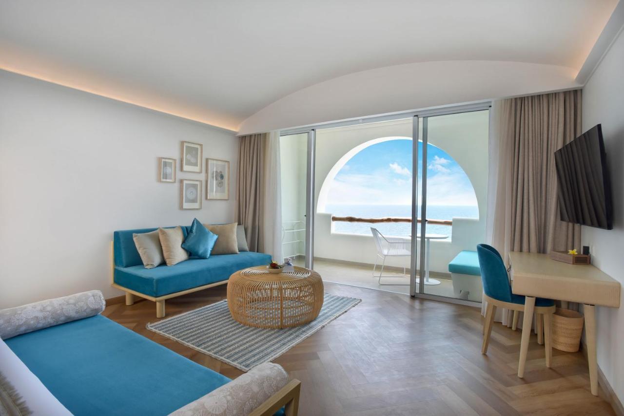 Suite Room with Ocean View