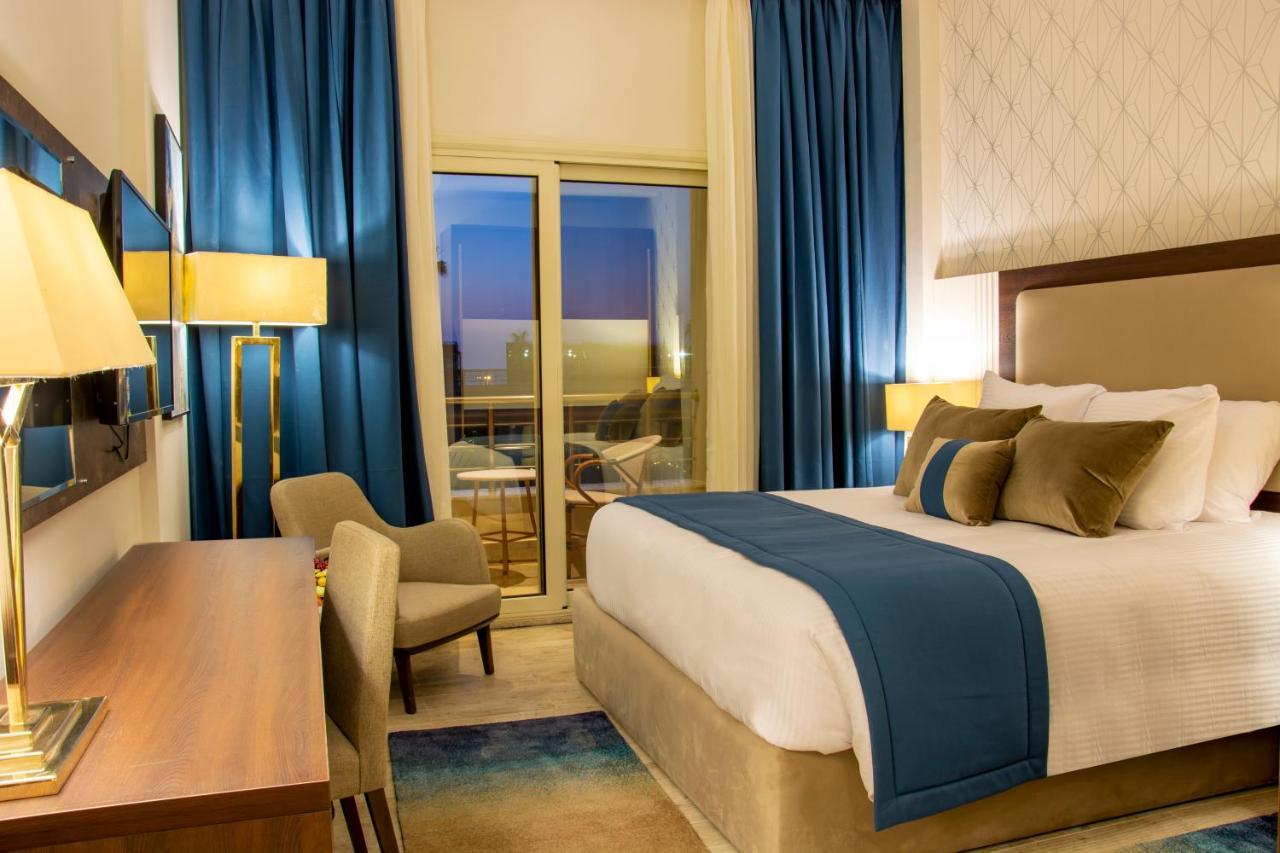 Special Offer - Deluxe Double or Twin Room with Pool View - Egyptians Only
