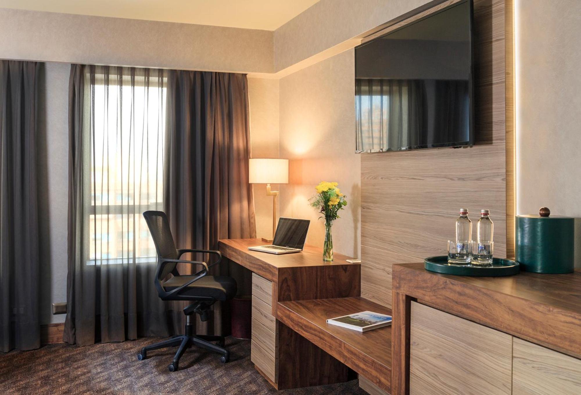Standard King Room