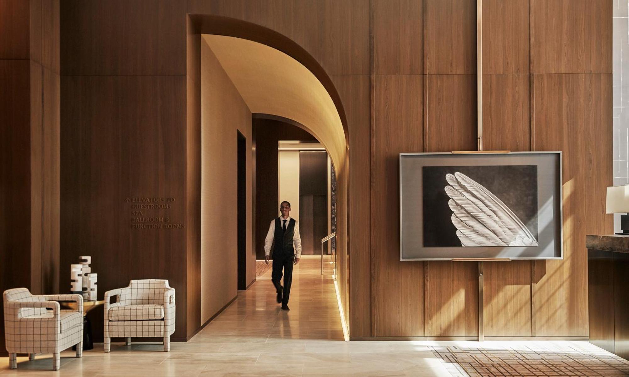 Habitación Manhattan adaptada para personas con discapacidad y con cama extragrande