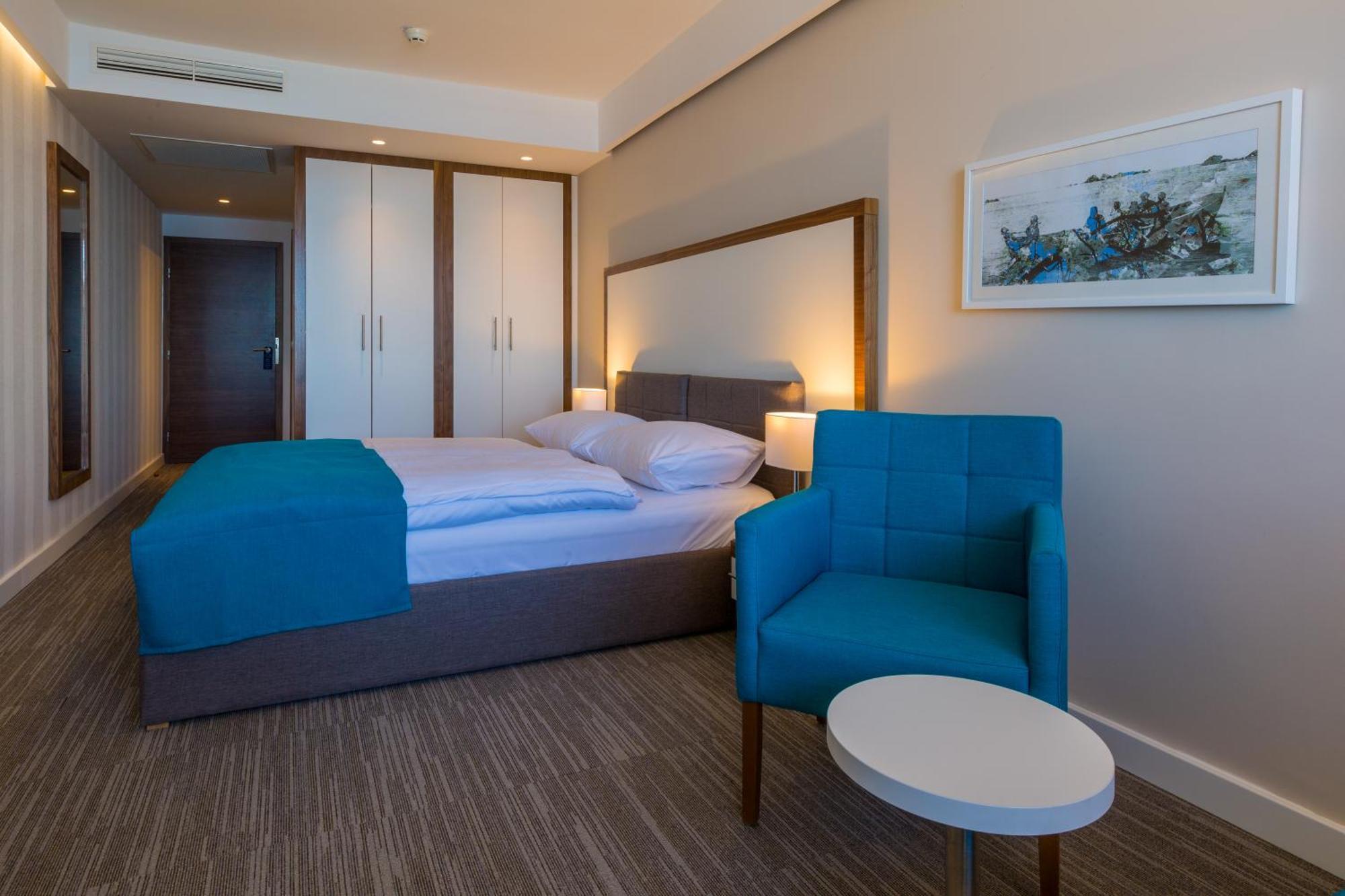 Superior Double or Twin Room with Sea View,1282681708:JPEG