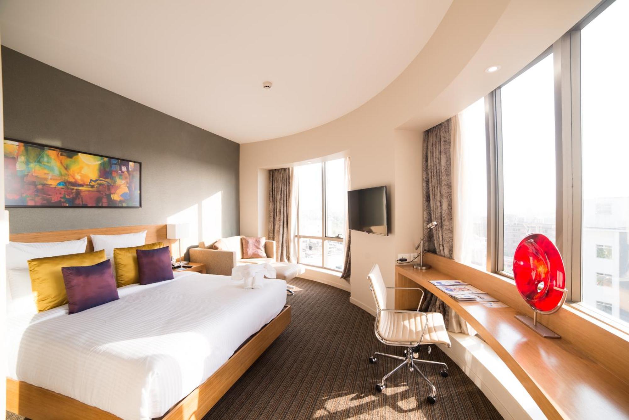 Executive Room | Unlimited IMFL at the Premium Lounge from 6–8 pm one-way airport transfer discounts on F&B Laundry Spa Transport