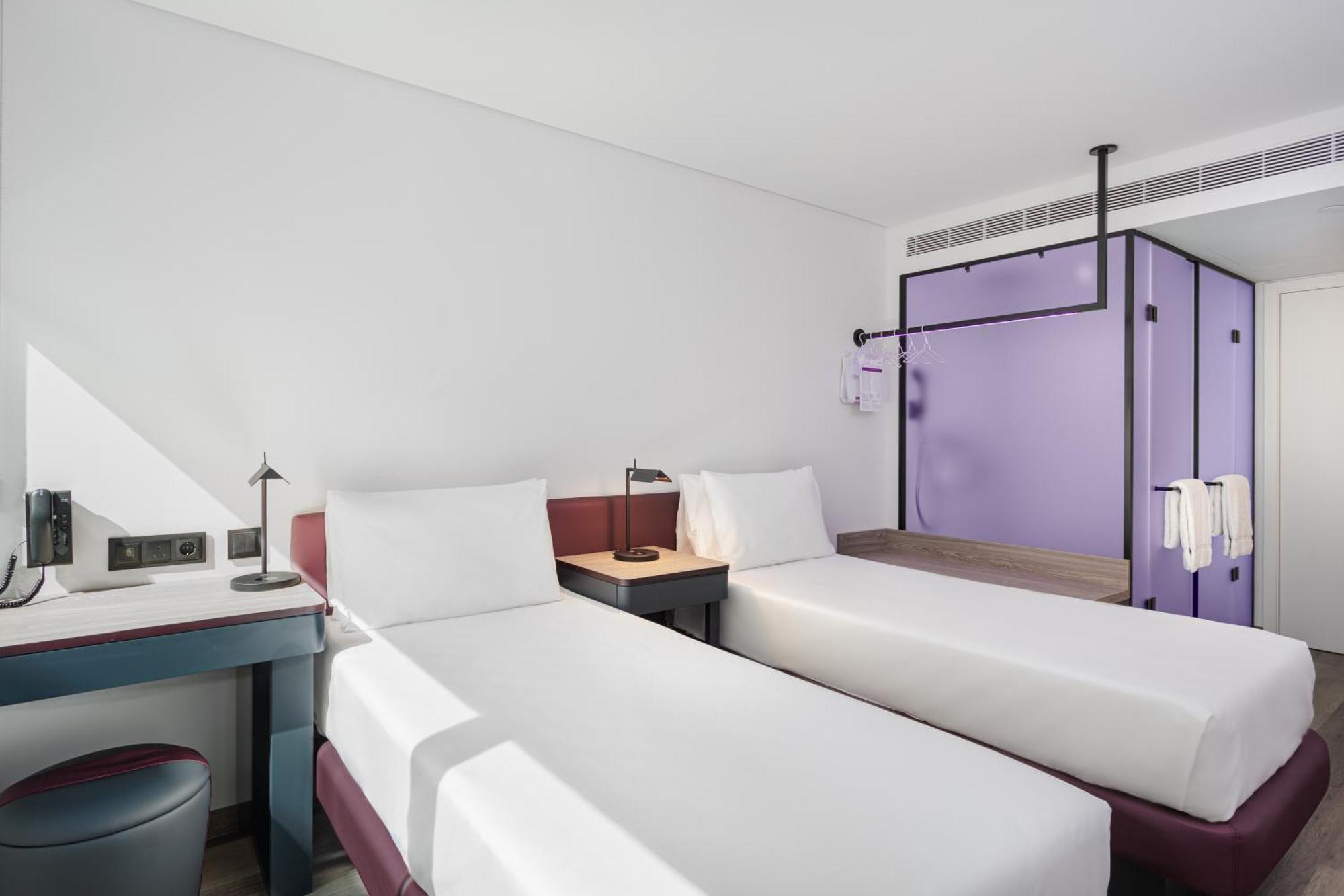 Premium Twin Room