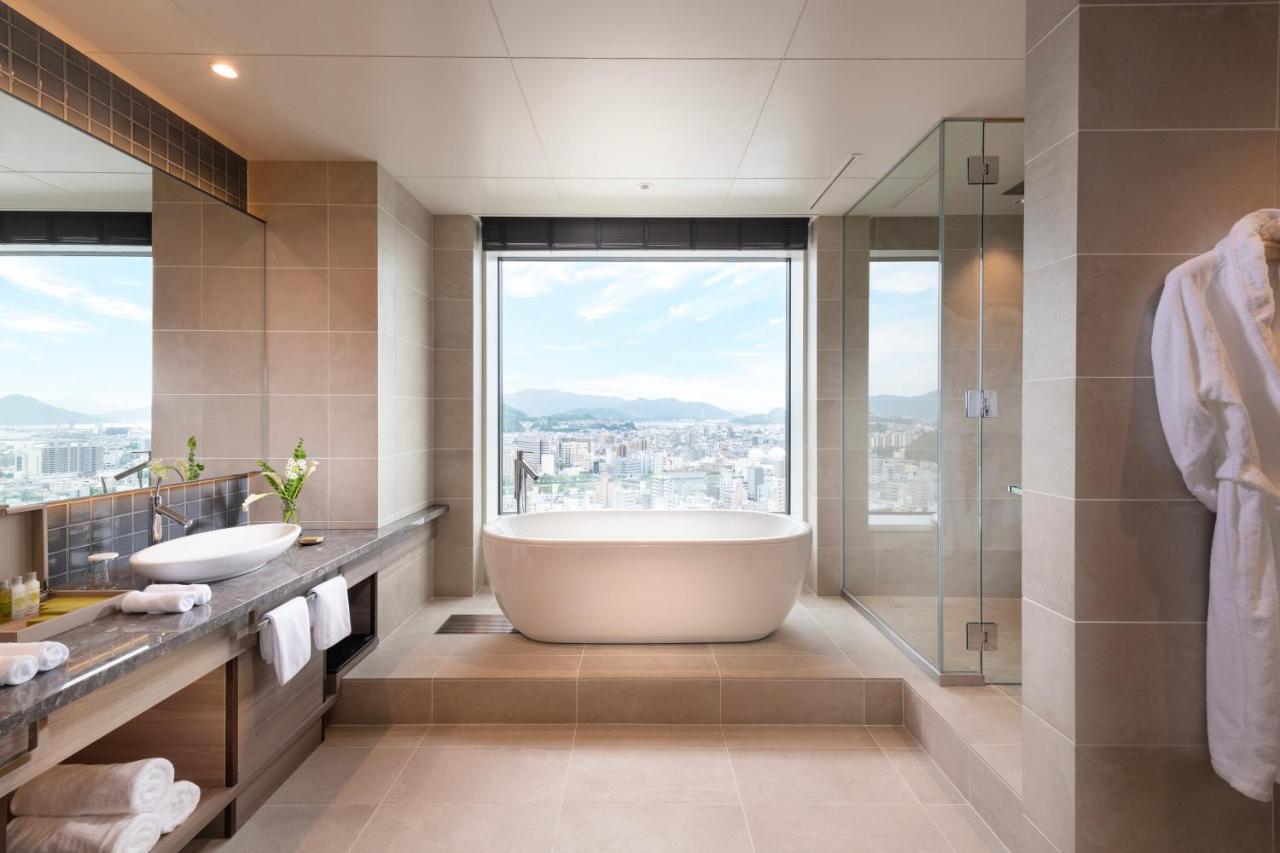 Deluxe King Suite,1294018915:JPEG