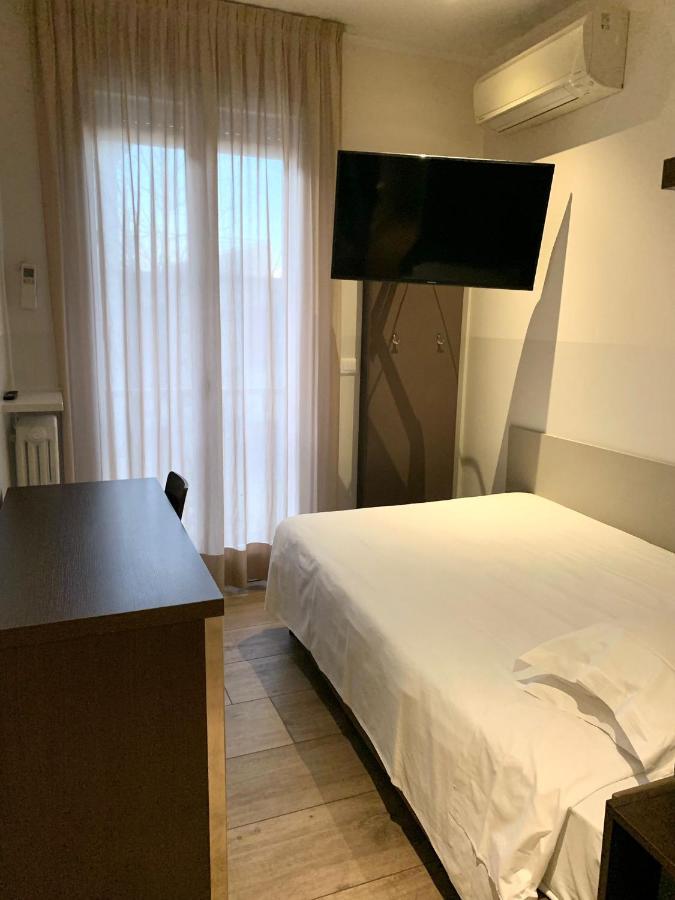 Basic Single Room Balcony