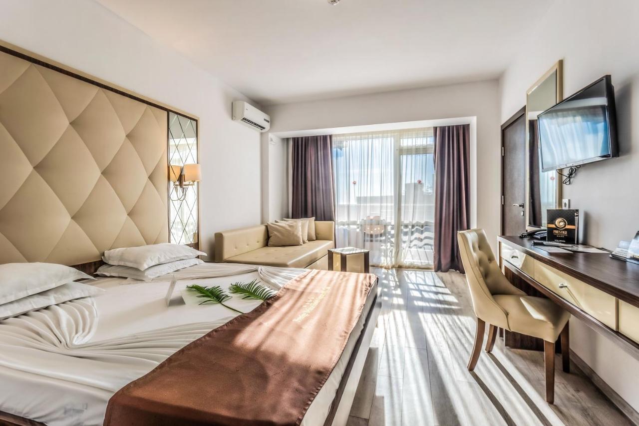 Chambre Double ou Lits Jumeaux Deluxe avec Balcon - Accès Gratuit au Parc Aquatique