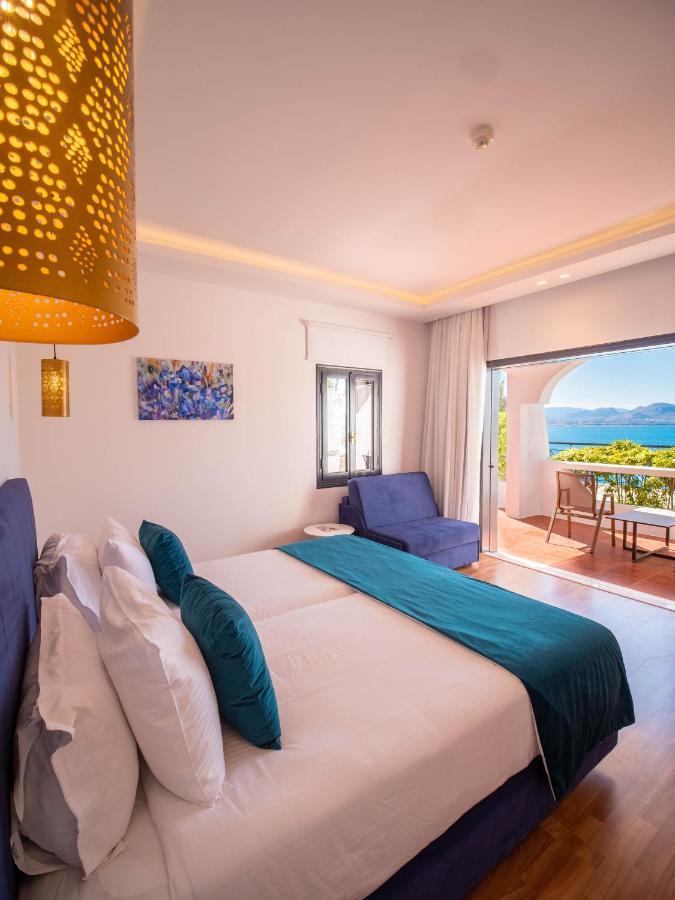 Panorama Suite with Sea View