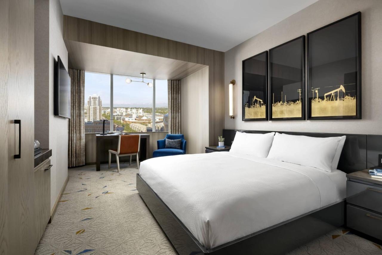 Guest Room 1 King,1379318297:JPEG