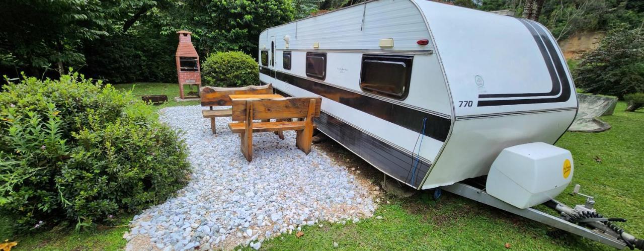 Caravan,1246171354:JPEG