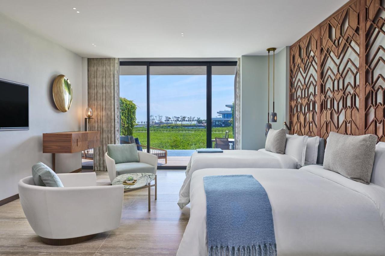 Grand Luxe Queen Room Two Queen Beds Ocean View Plunge Pool
