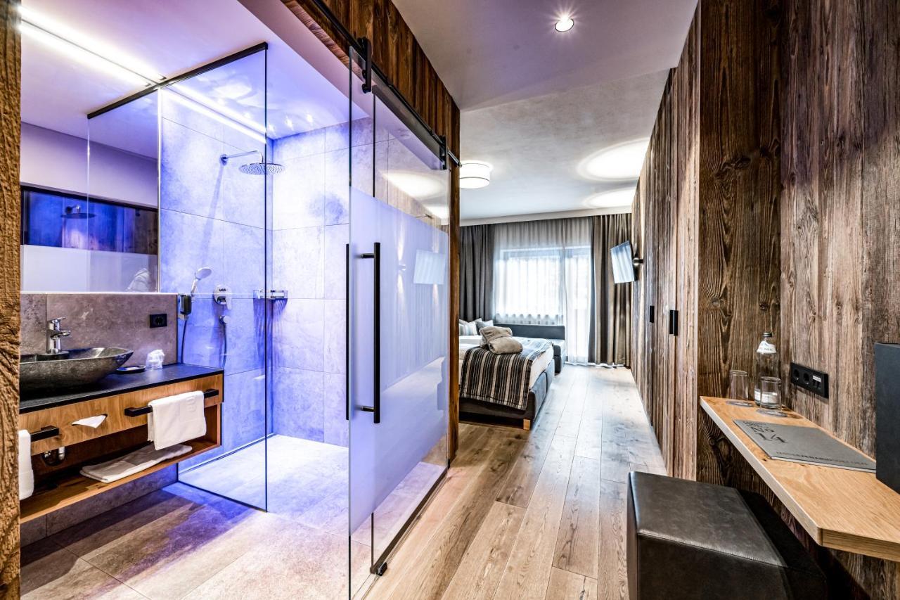 Chambre Double Deluxe avec Douche