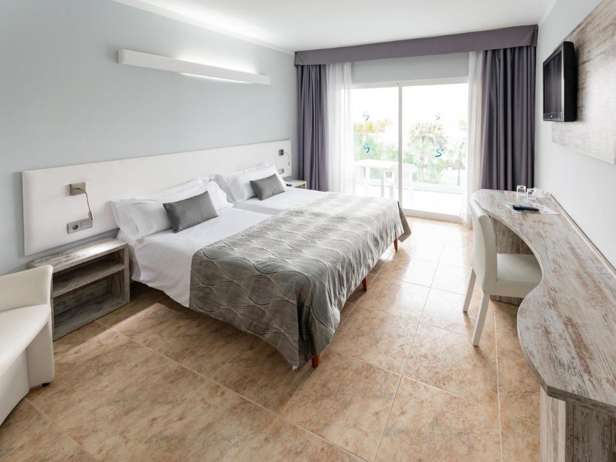Double or Twin Room Balcony