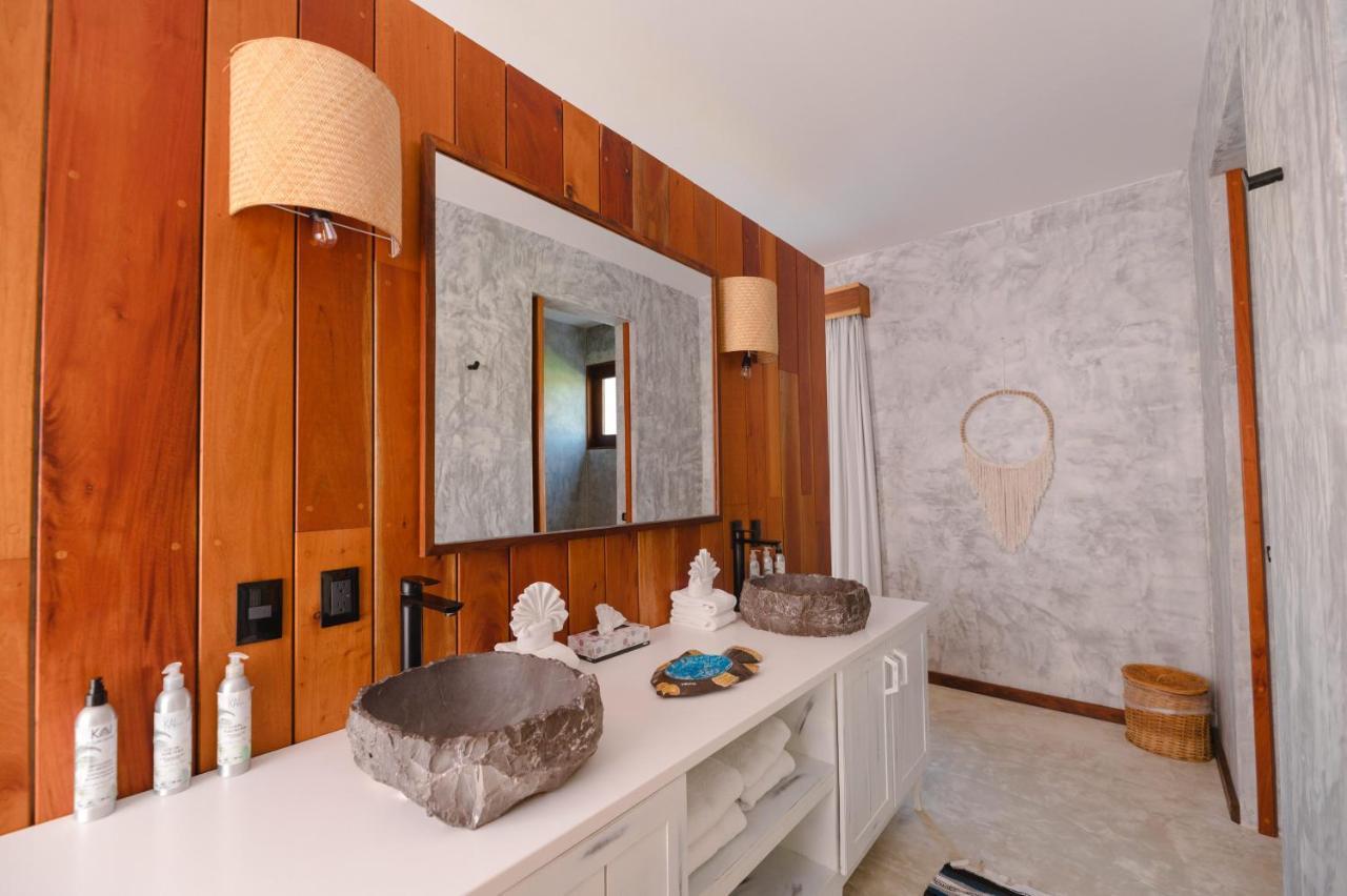 Premium Suite Partial Ocean View 2 Beds