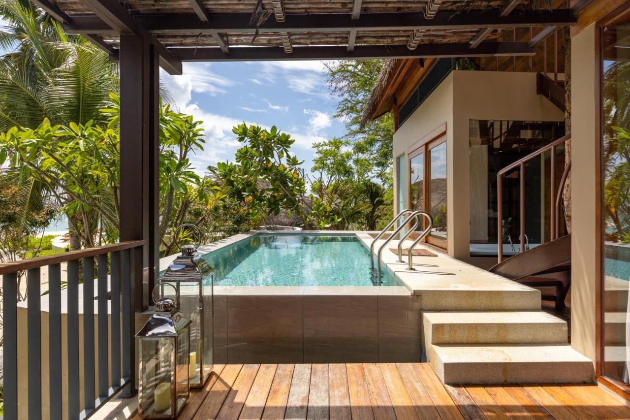Tree Pool Villa