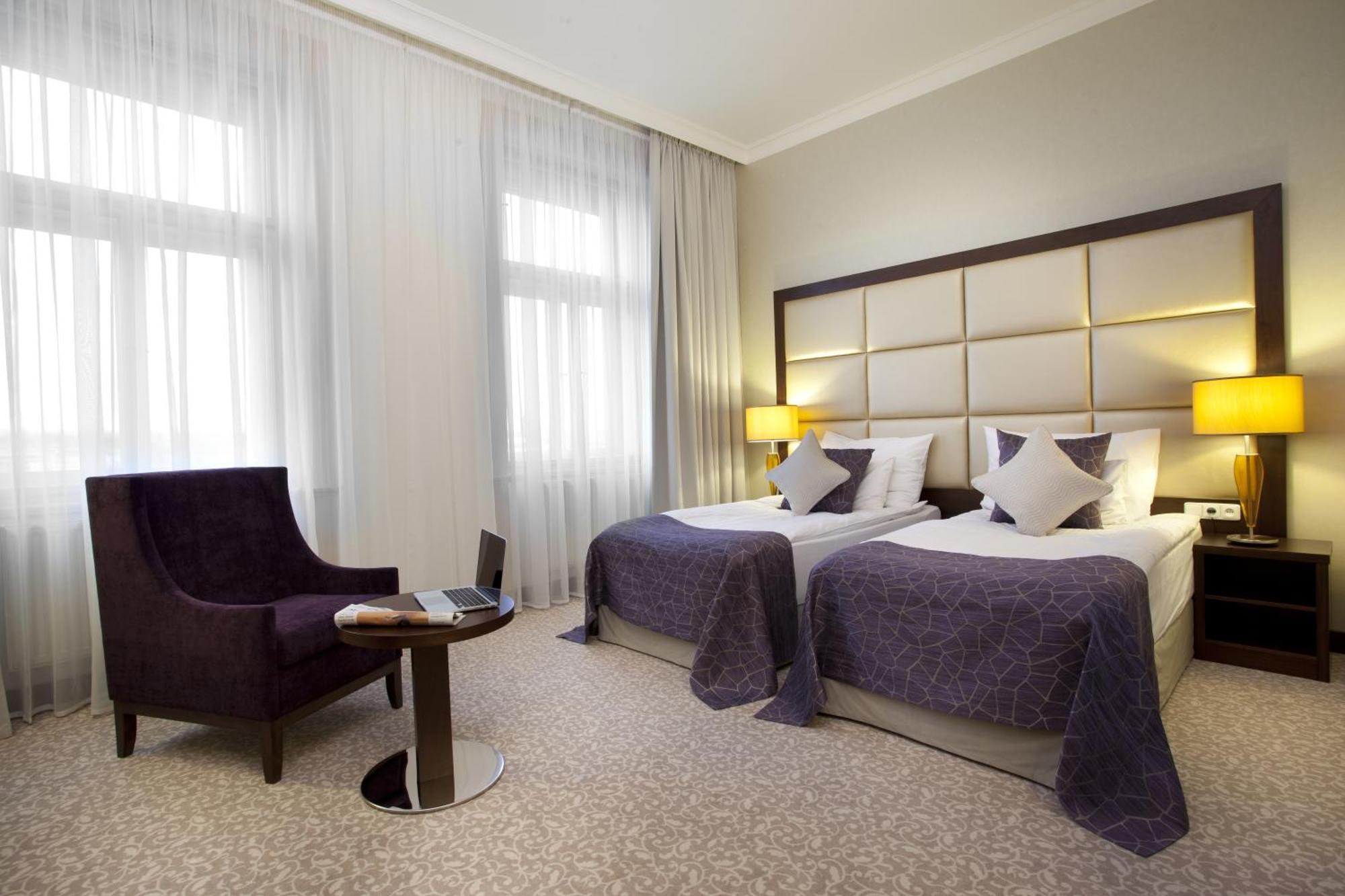 Executive Double or Twin Room Spa Access,1537784113:JPEG