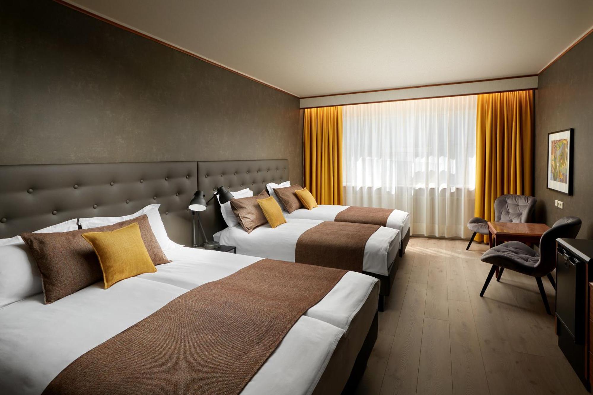 Superior Twin Room - Free Spa,1516326739:JPEG