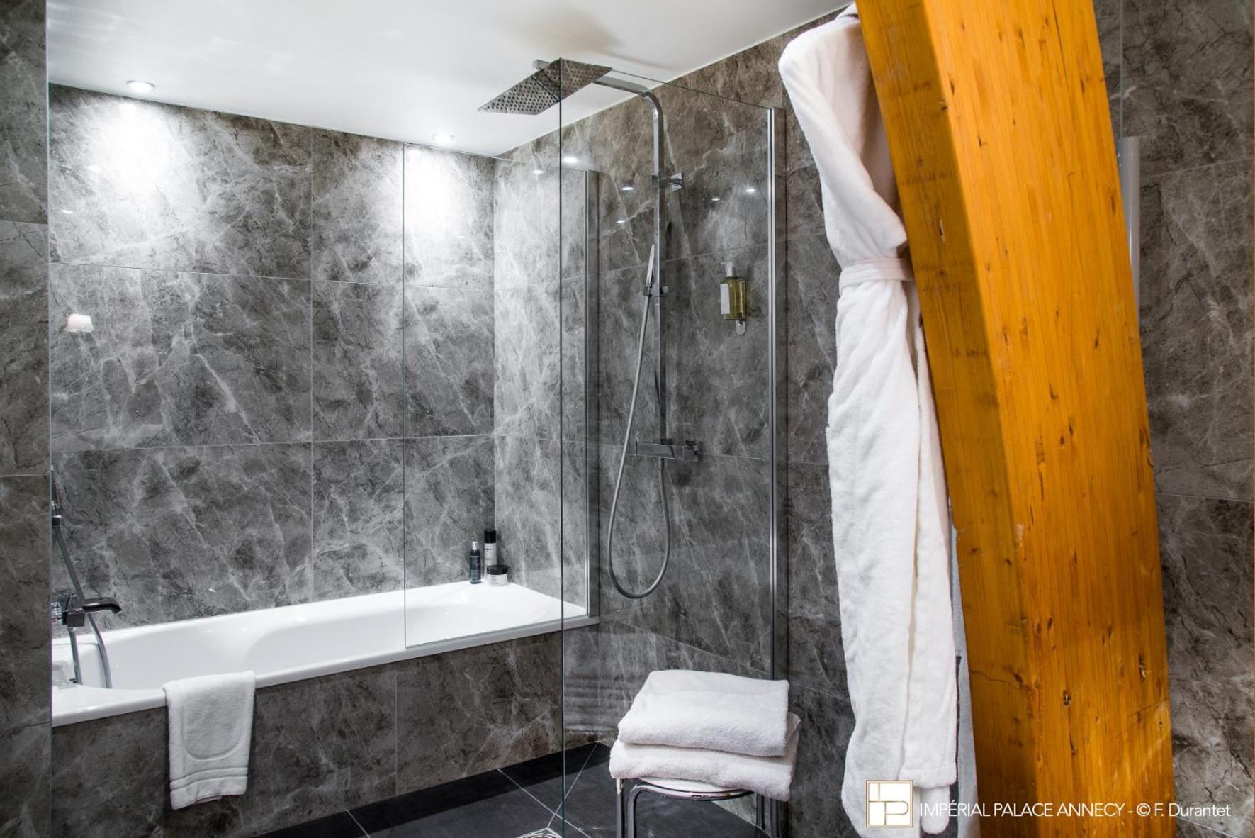 Executive Suite - Spa Access Included - Reservation Needed