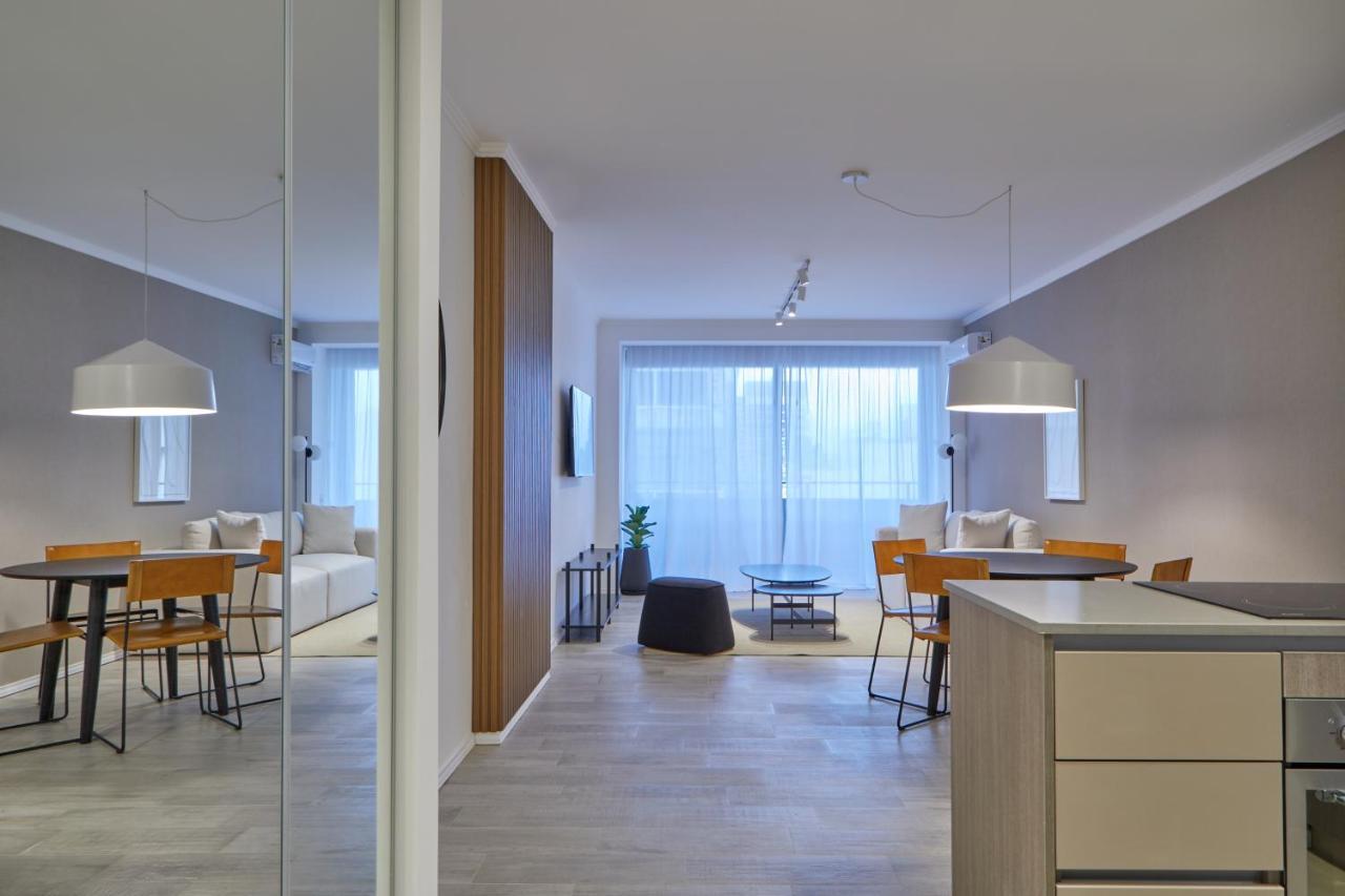 One-Bedroom Apartment,1466282513:JPEG