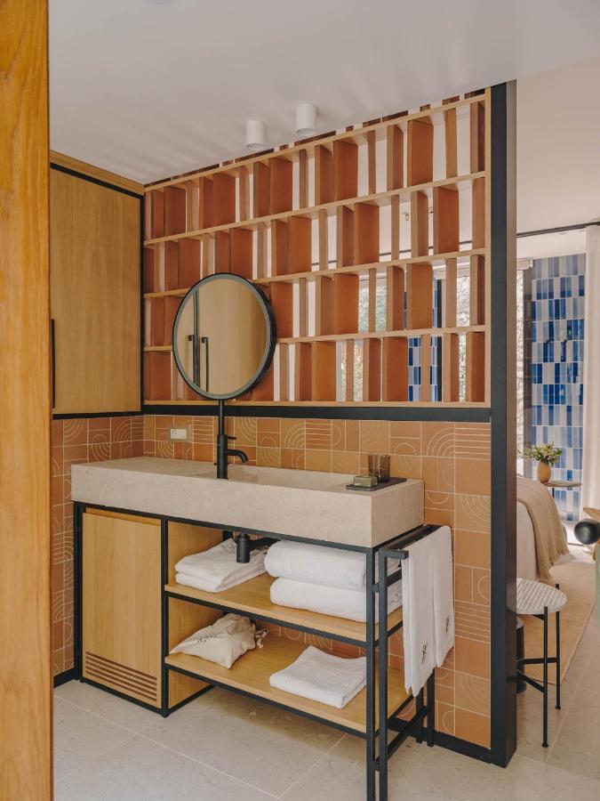 Superior Double Room with Terrace and Patio,1466773544:JPEG