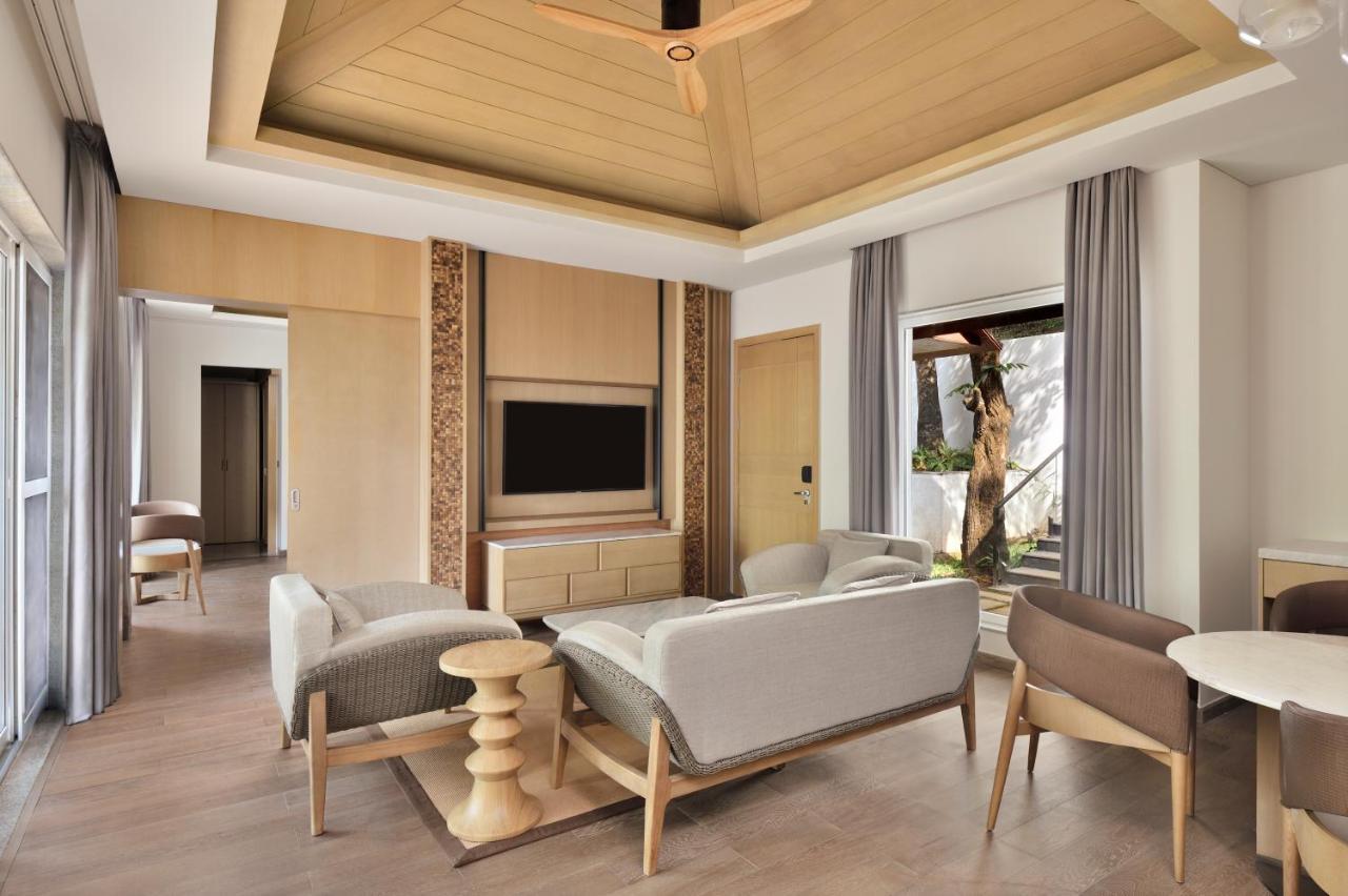 Two-Bedroom Family Estate Villa with Balcony and Garden View