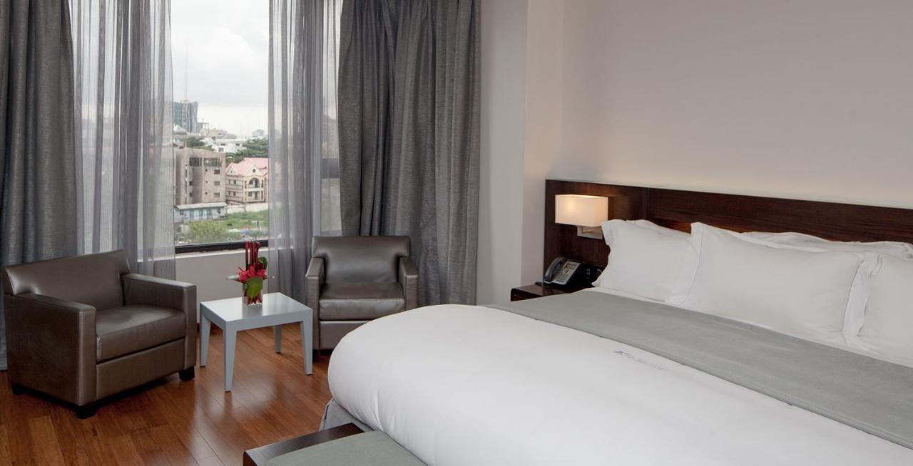 Suite con cama grande