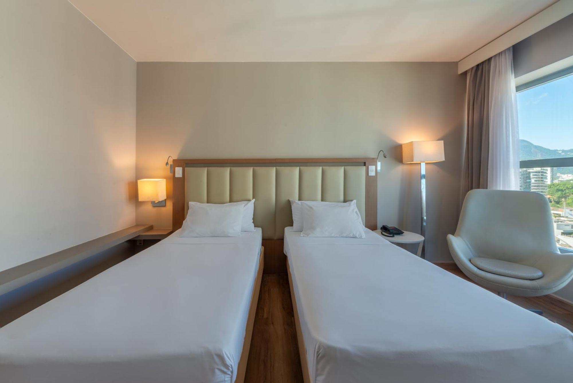 Deluxe Tweepersoonskamer met 2 Aparte Bedden