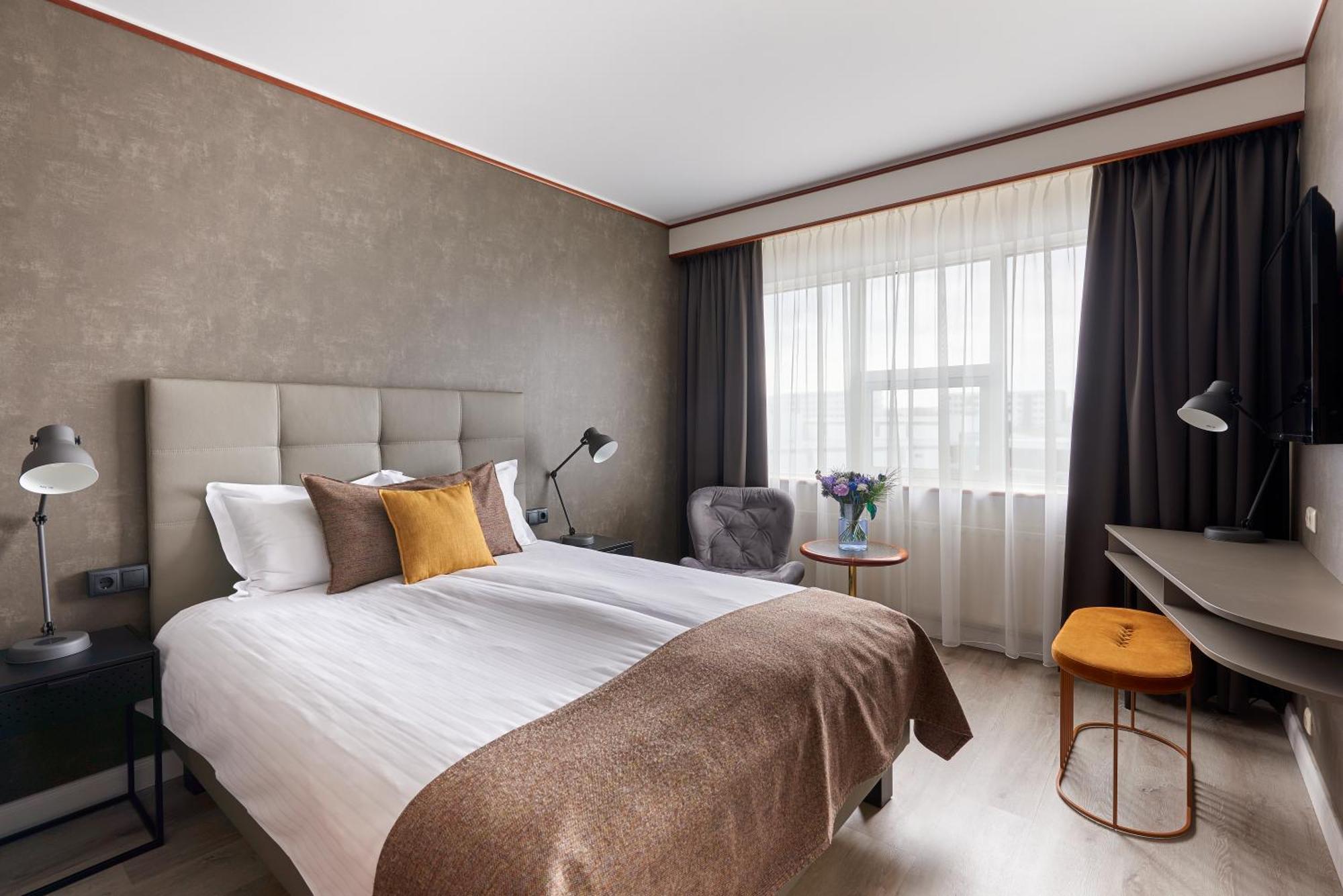 Standard Double Room,1644403757:JPEG