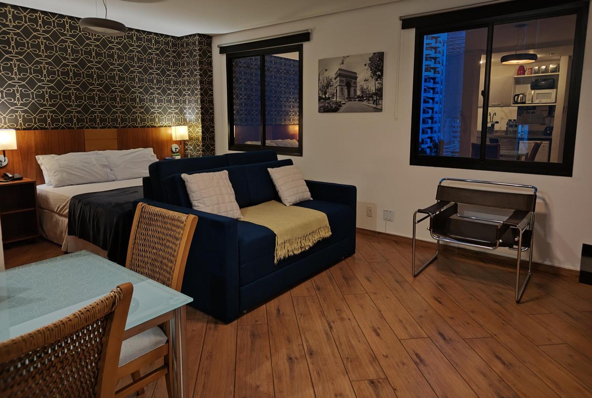 Deluxe Apartment