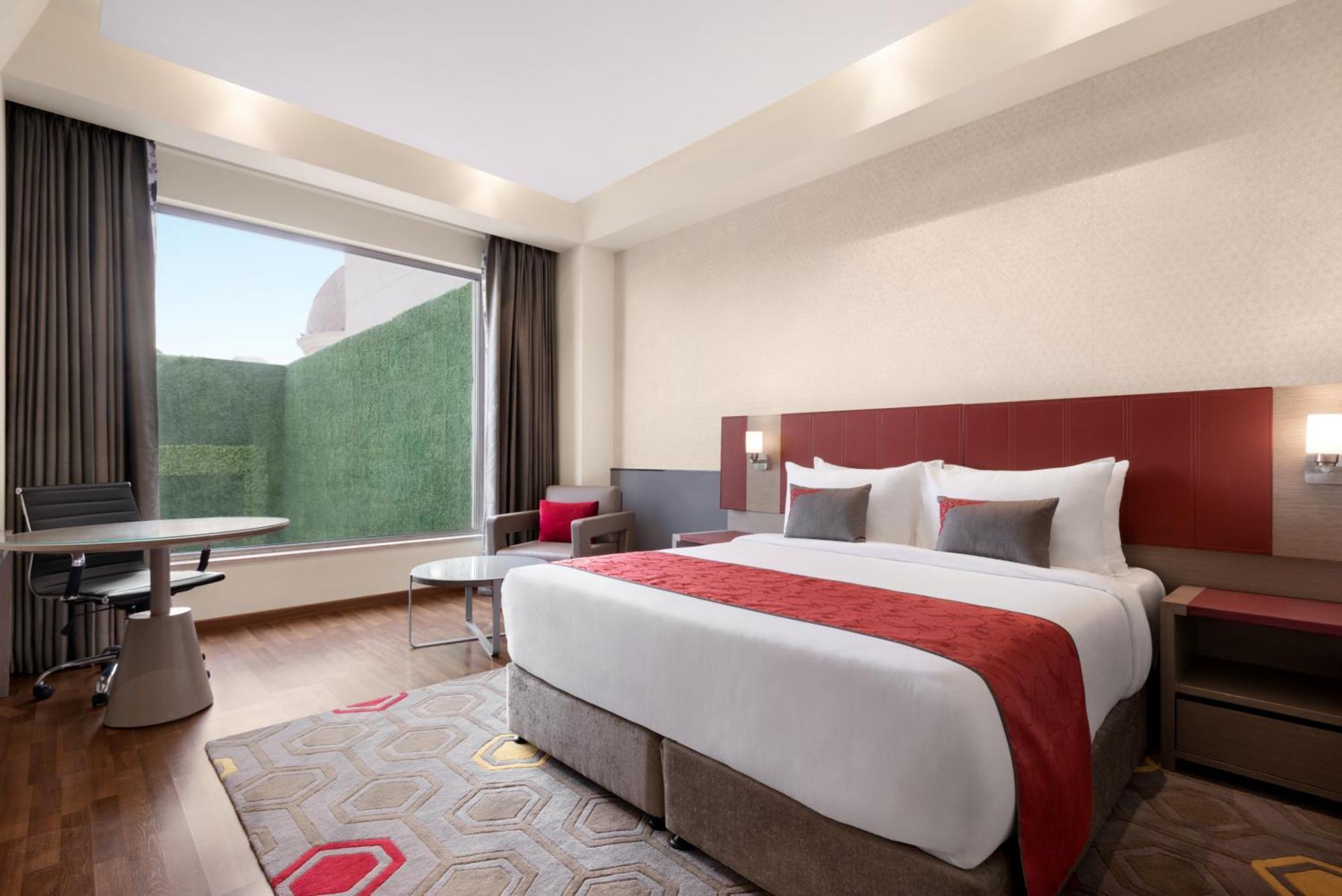 Two Room Queen Suite on food beverages | Complimentary one way airport transfer until 30th Sep