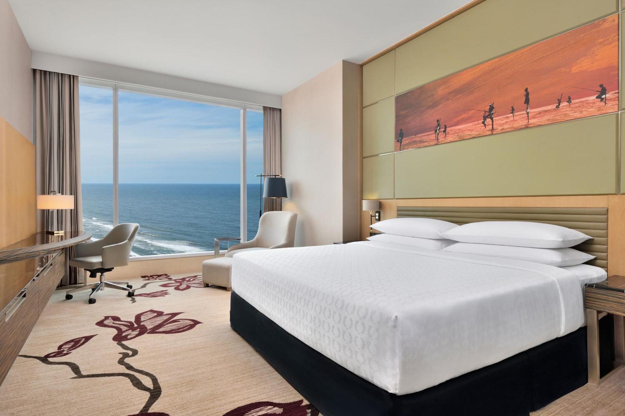 Sheraton Club King Room with Ocean View - Club Lounge Access with 15% spa discount per room + 15% F&B discount per room + Early check in and Late Checkout subject to availability,1524111400:JPEG