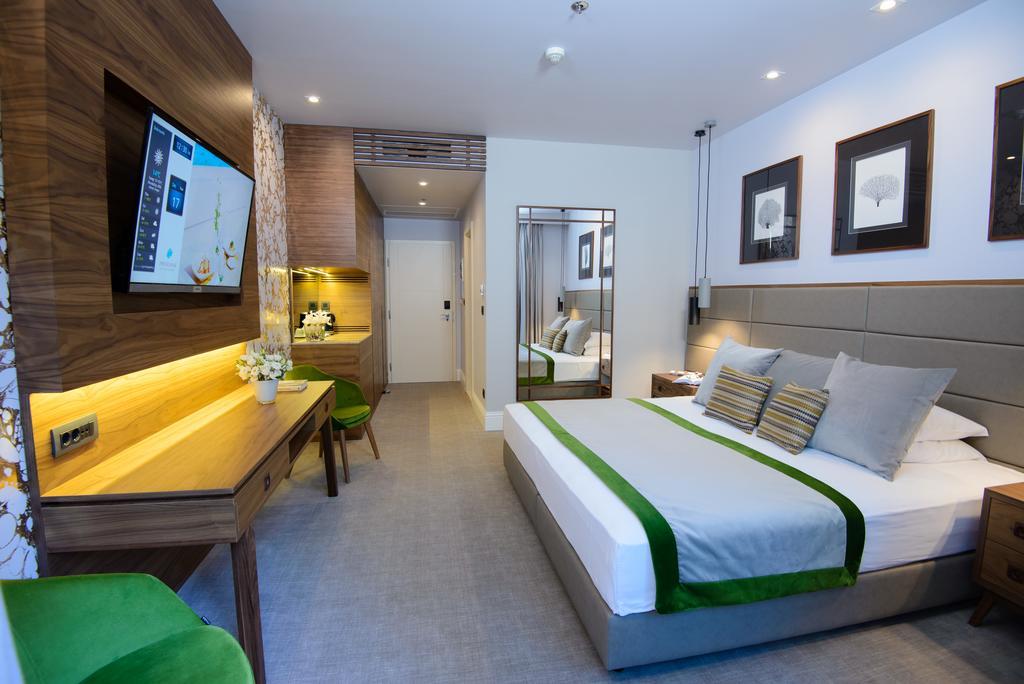 Comfort Tweepersoonskamer met 1 of 2 Bedden en een Balkon