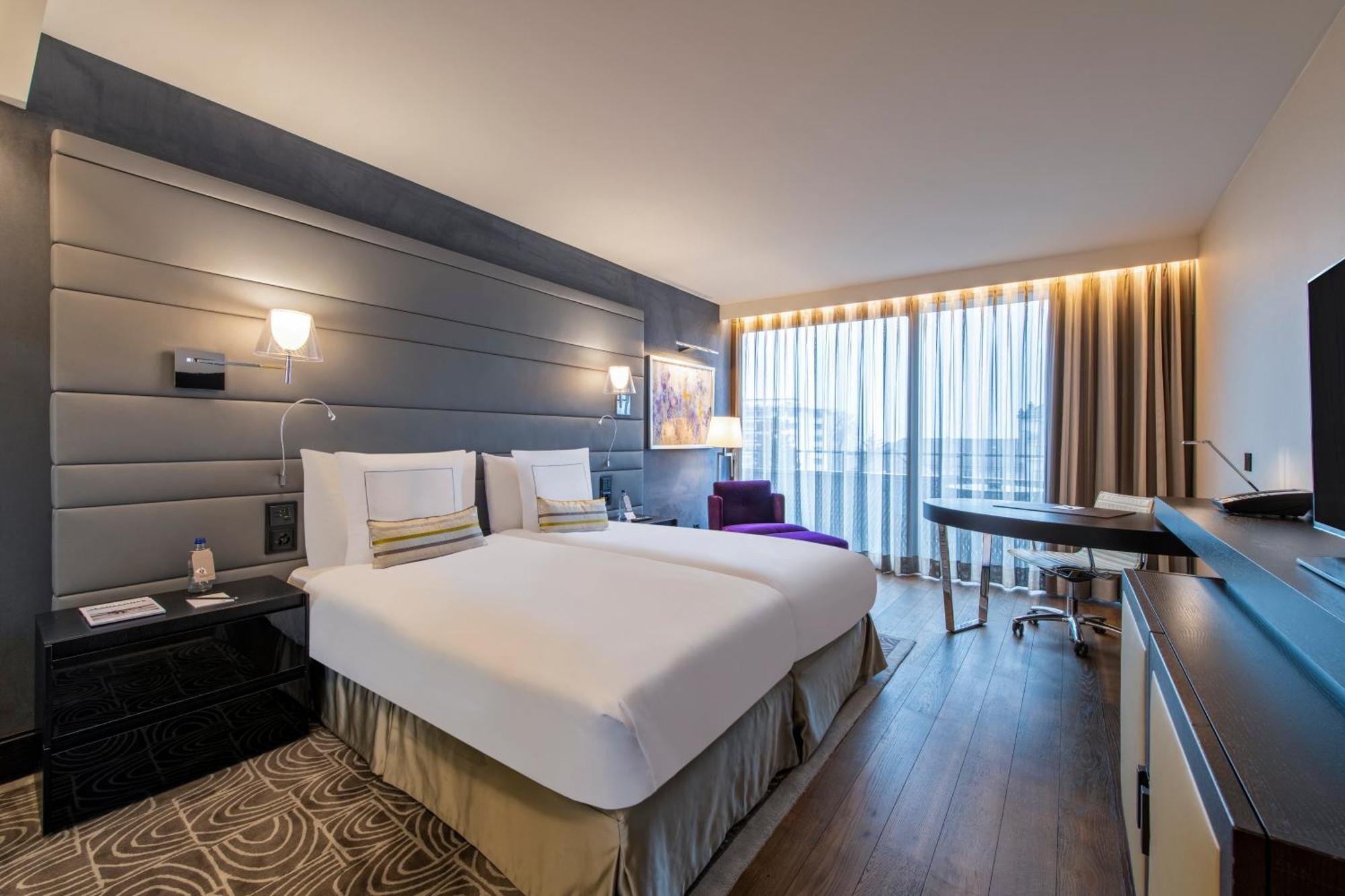 Deluxe Double Room Park View