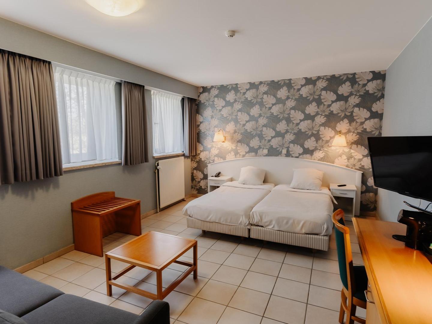 Triple Room,1588099344:JPEG