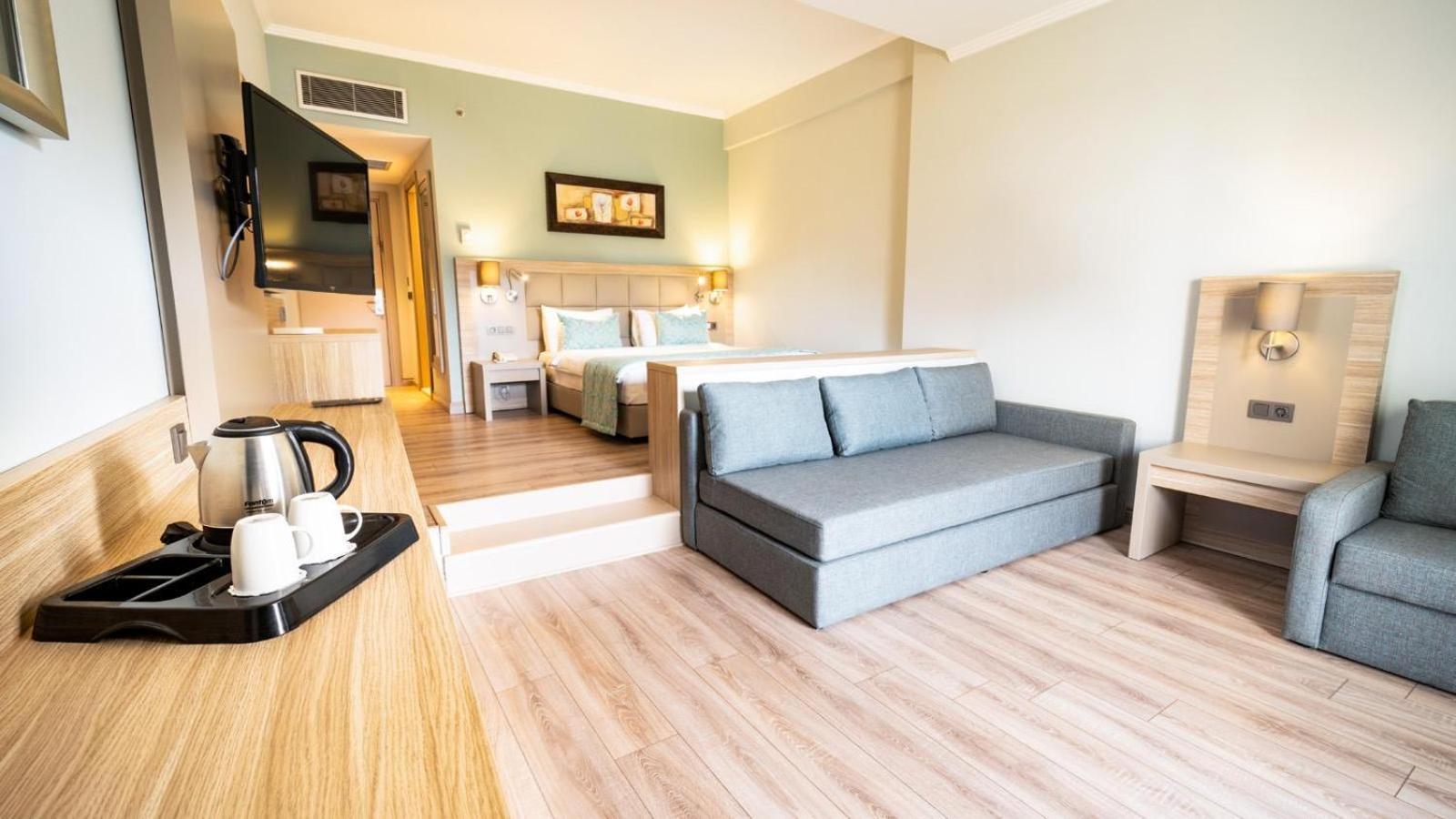 Quarto Superior com Cama de Casal ou 2 de Solteiro