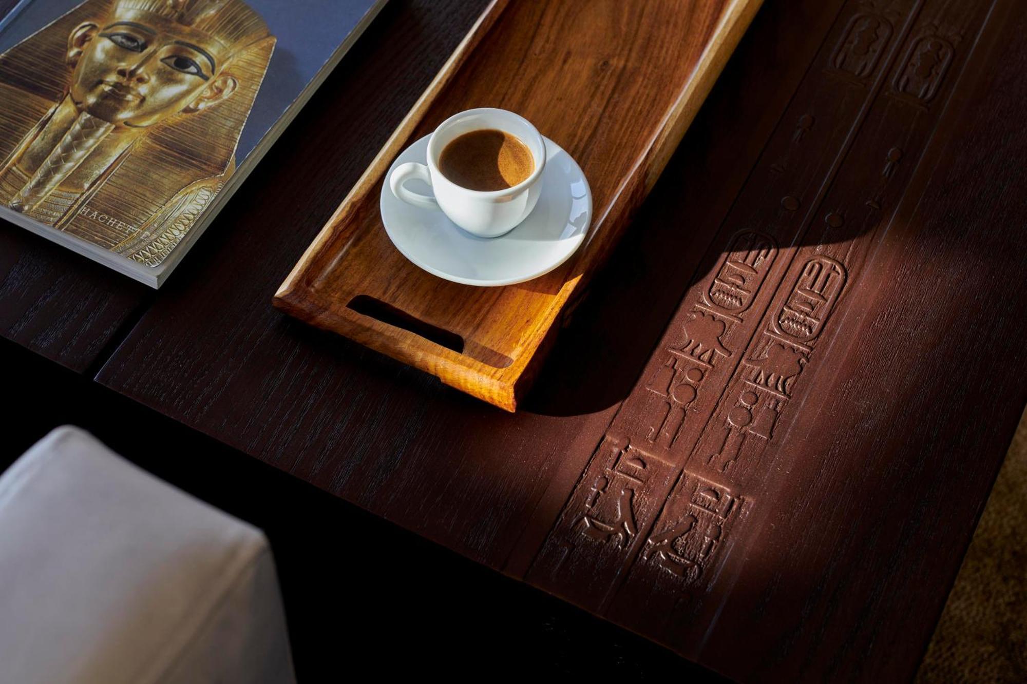 Deluxe Queen Room,1651856563:JPEG