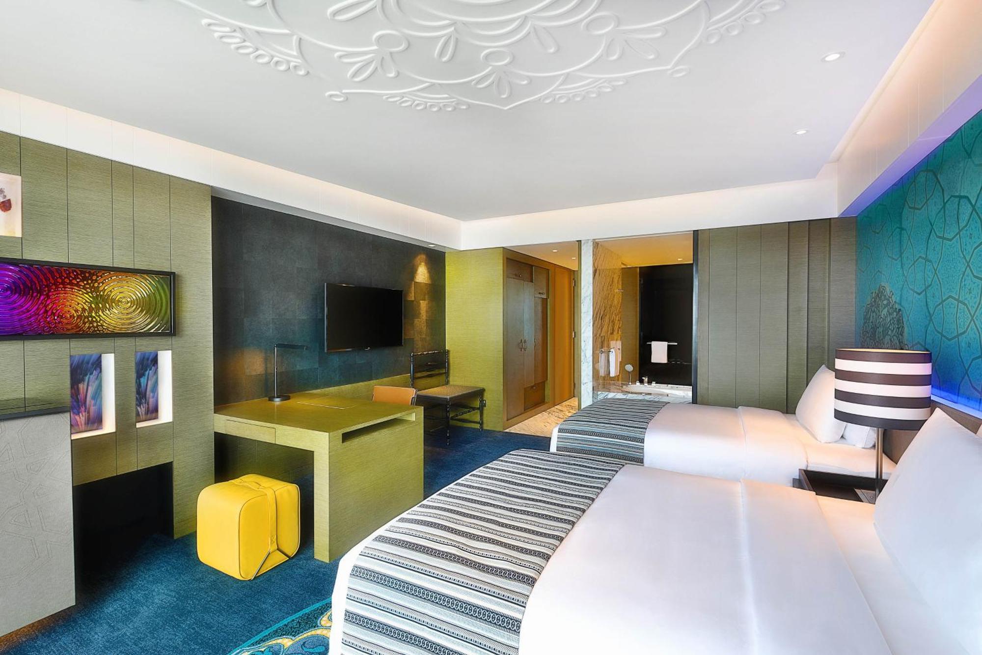 Spectacular Room, 2 Double, Garden view, Pool Access, Balcony